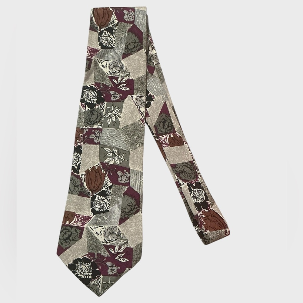 Bass Vintage 100% Silk Floral Geometric Necktie Brown Gray Burgundy USA